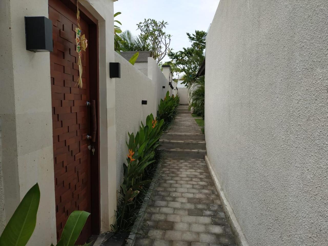 La Isla Villas Bali Canggu Екстериор снимка
